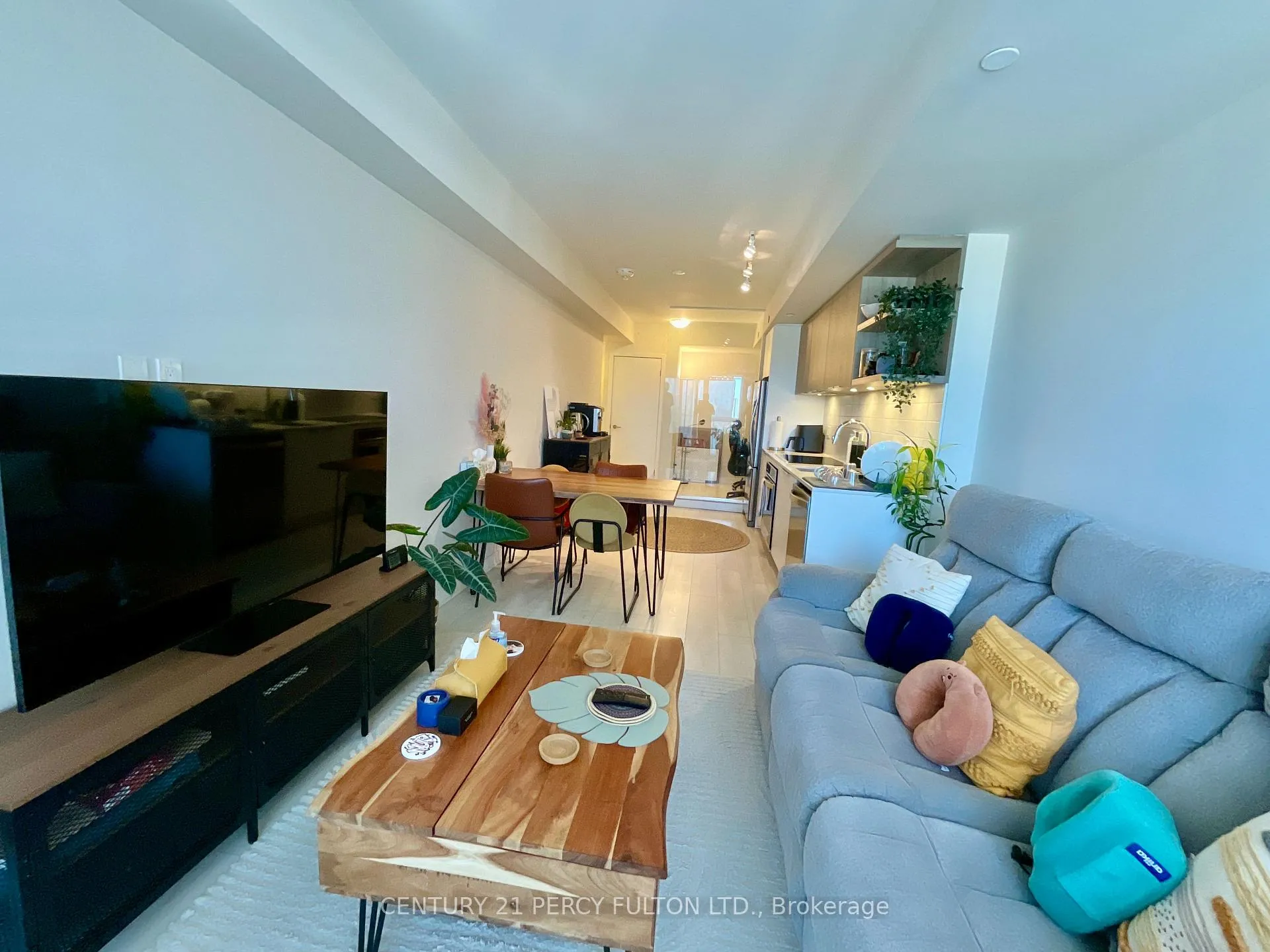 Photo 4 of Unit 2101, 6 Sonic Way, Toronto, Flemingdon Park — HOMEH