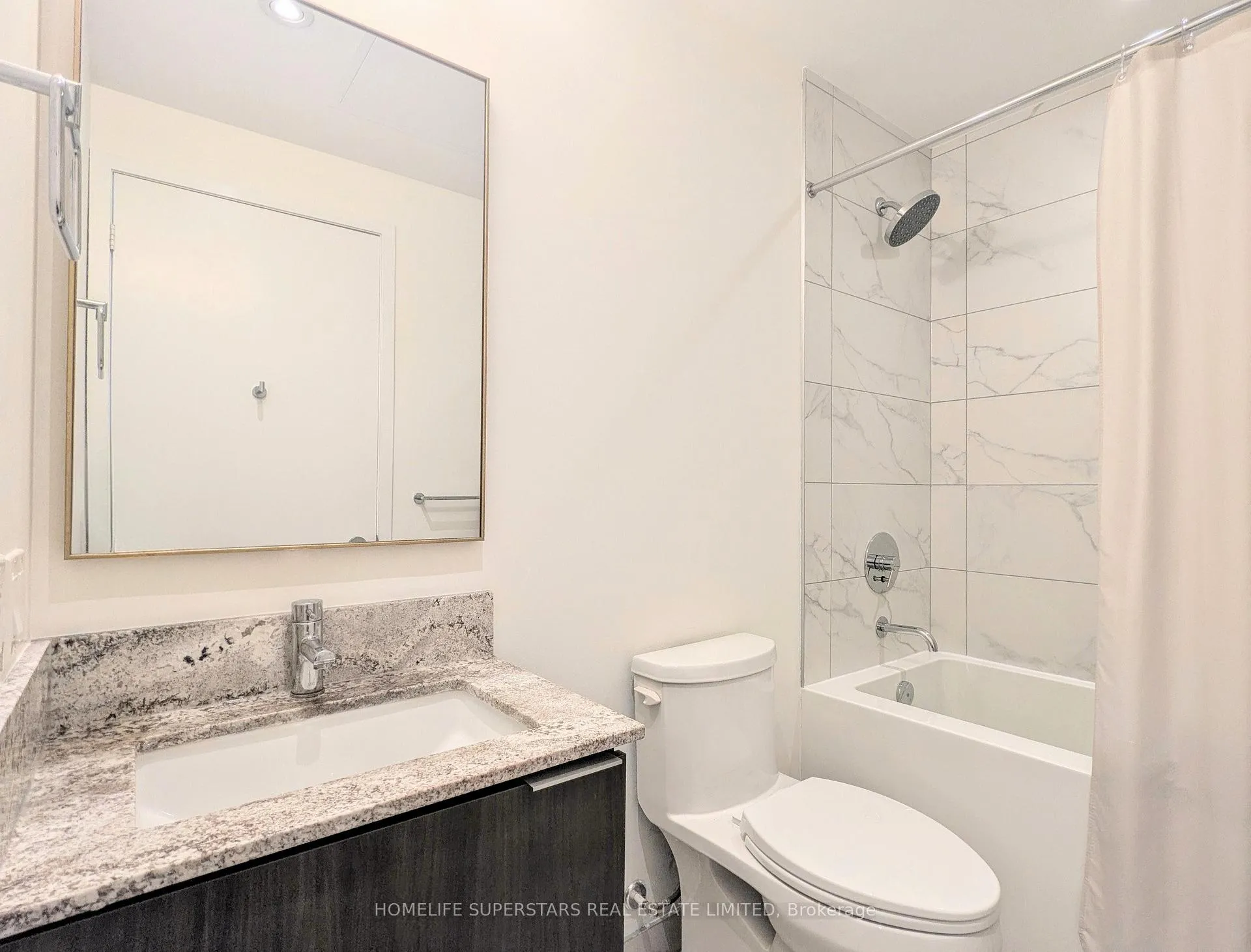 Photo 6 of Unit 3005, 5 Buttermill Avenue, Vaughan, Vaughan Corporate Centre — HOMEH