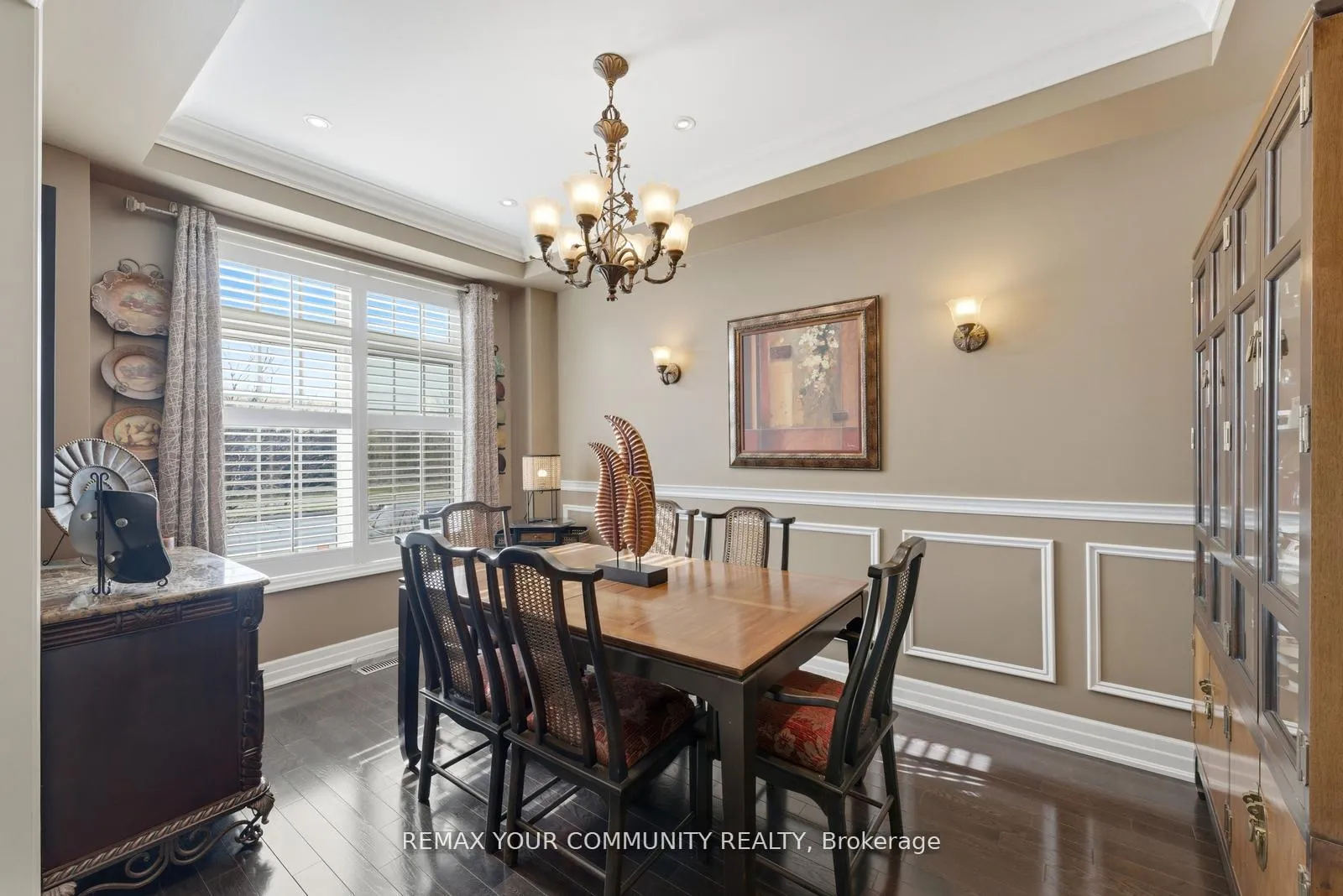 Photo 8 of 29 Spring Hill Drive, King, King City — HOMEH