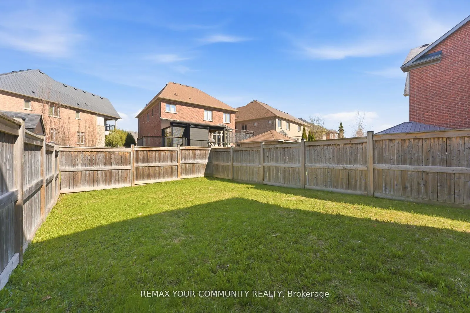 Photo 37 of 29 Spring Hill Drive, King, King City — HOMEH