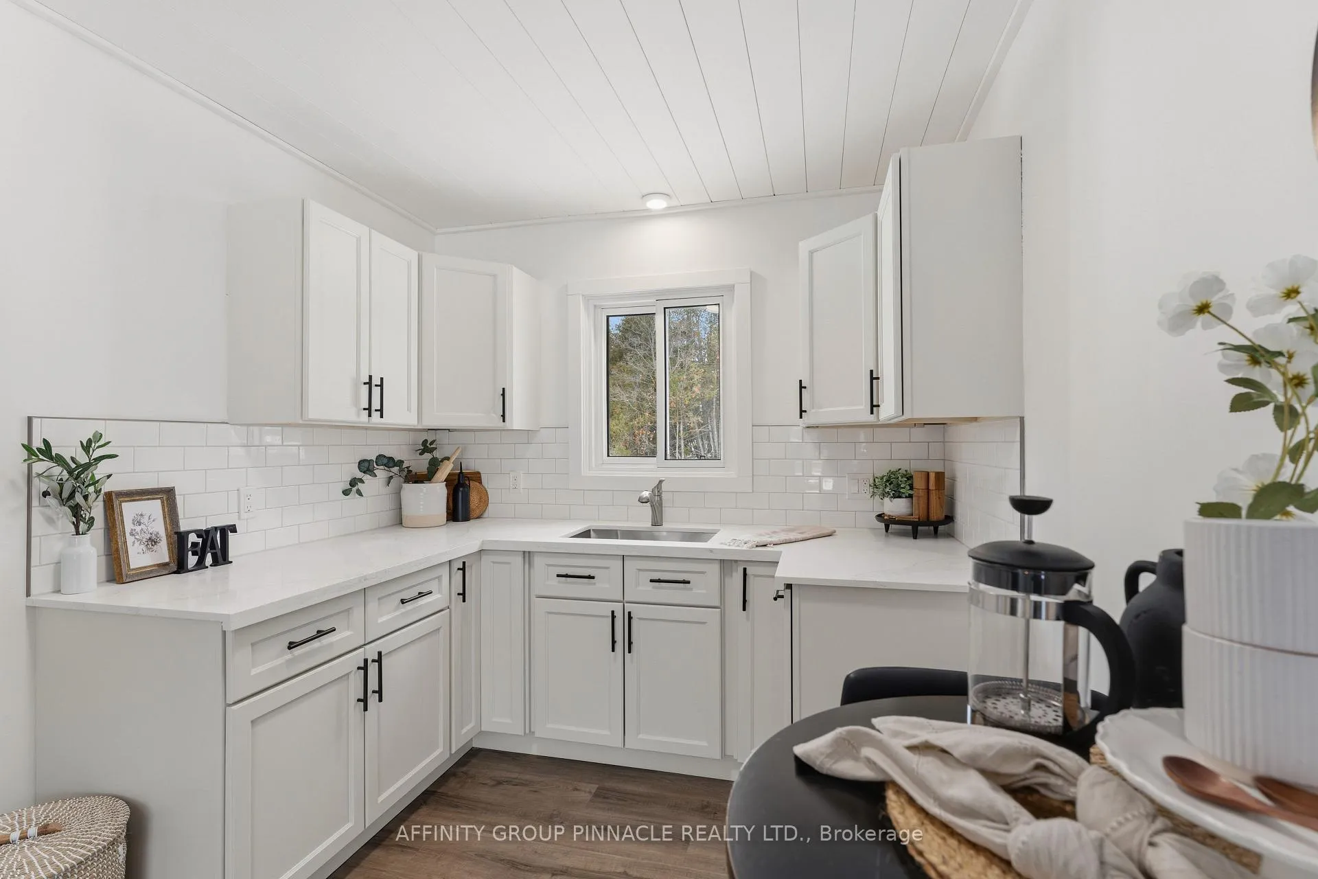 Photo 8 of 544 County 121 Road, Kawartha Lakes, Fenelon — HOMEH