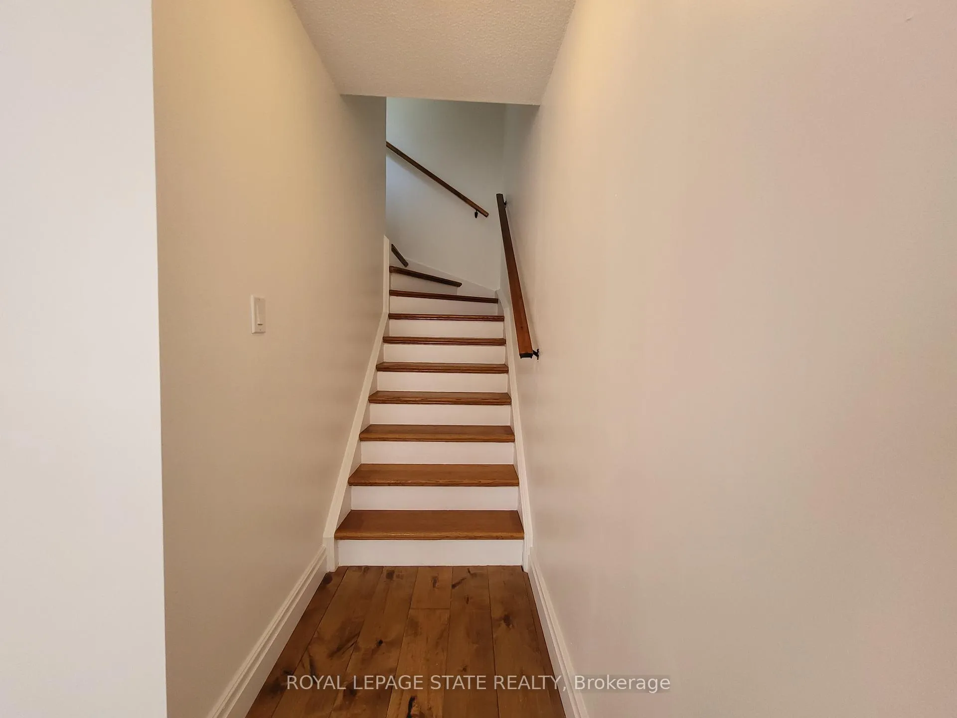 Photo 2 of Unit 1122, 20 Laidlaw Street, Toronto, South Parkdale — HOMEH