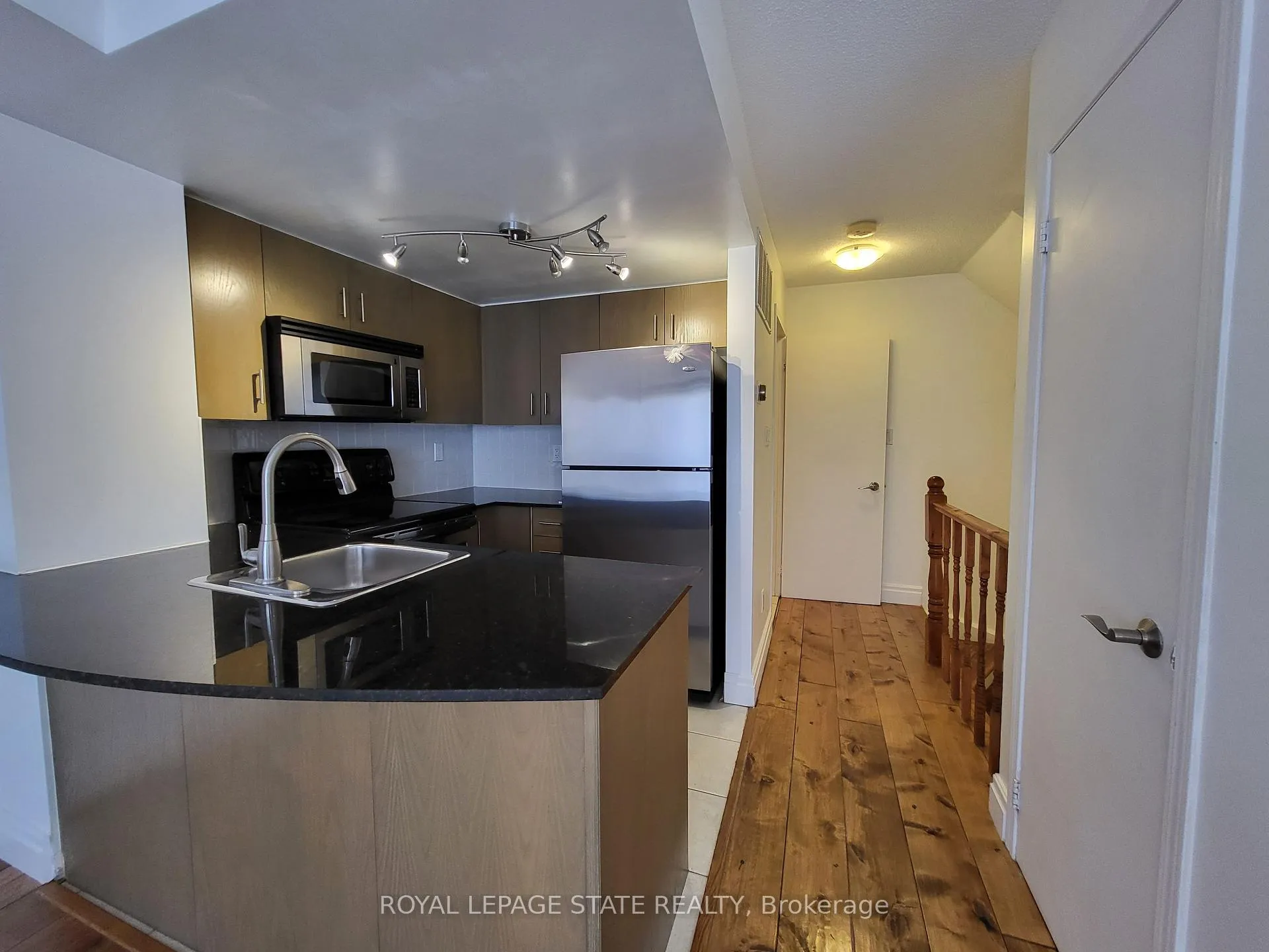 Photo 3 of Unit 1122, 20 Laidlaw Street, Toronto, South Parkdale — HOMEH