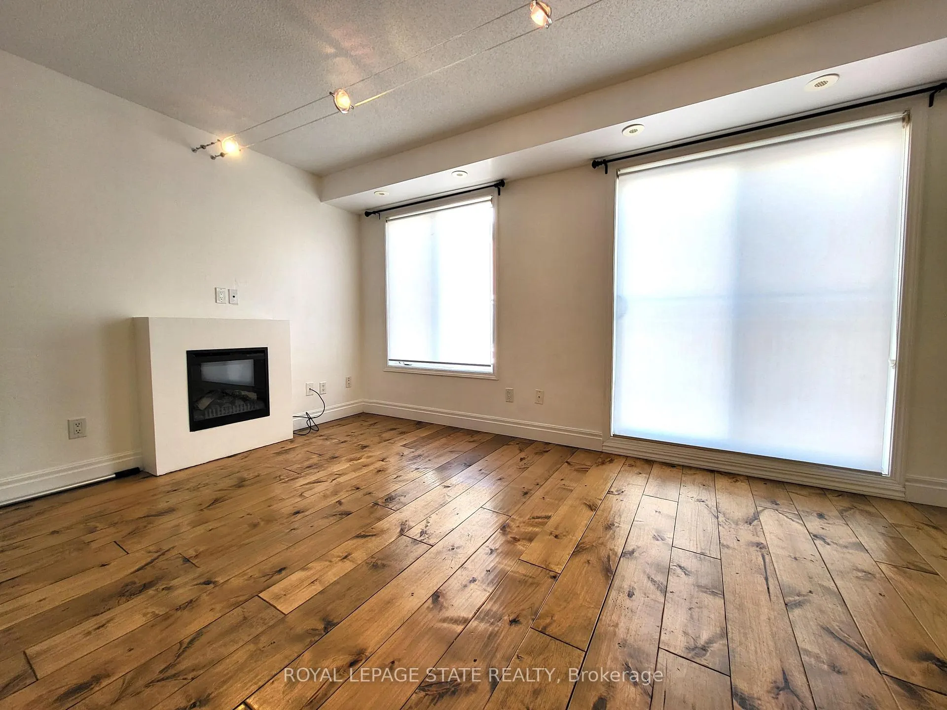 Photo 8 of Unit 1122, 20 Laidlaw Street, Toronto, South Parkdale — HOMEH