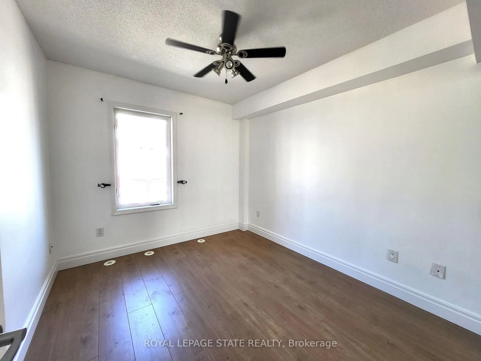 Photo 12 of Unit 1122, 20 Laidlaw Street, Toronto, South Parkdale — HOMEH