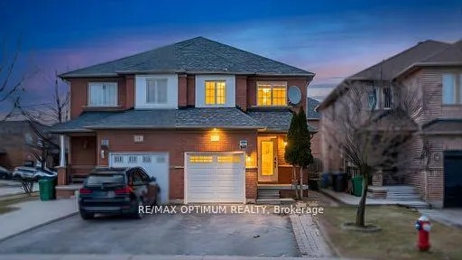 Photo 1 of 9 Ridgefield Court, Brampton, Vales of Castlemore — HOMEH
