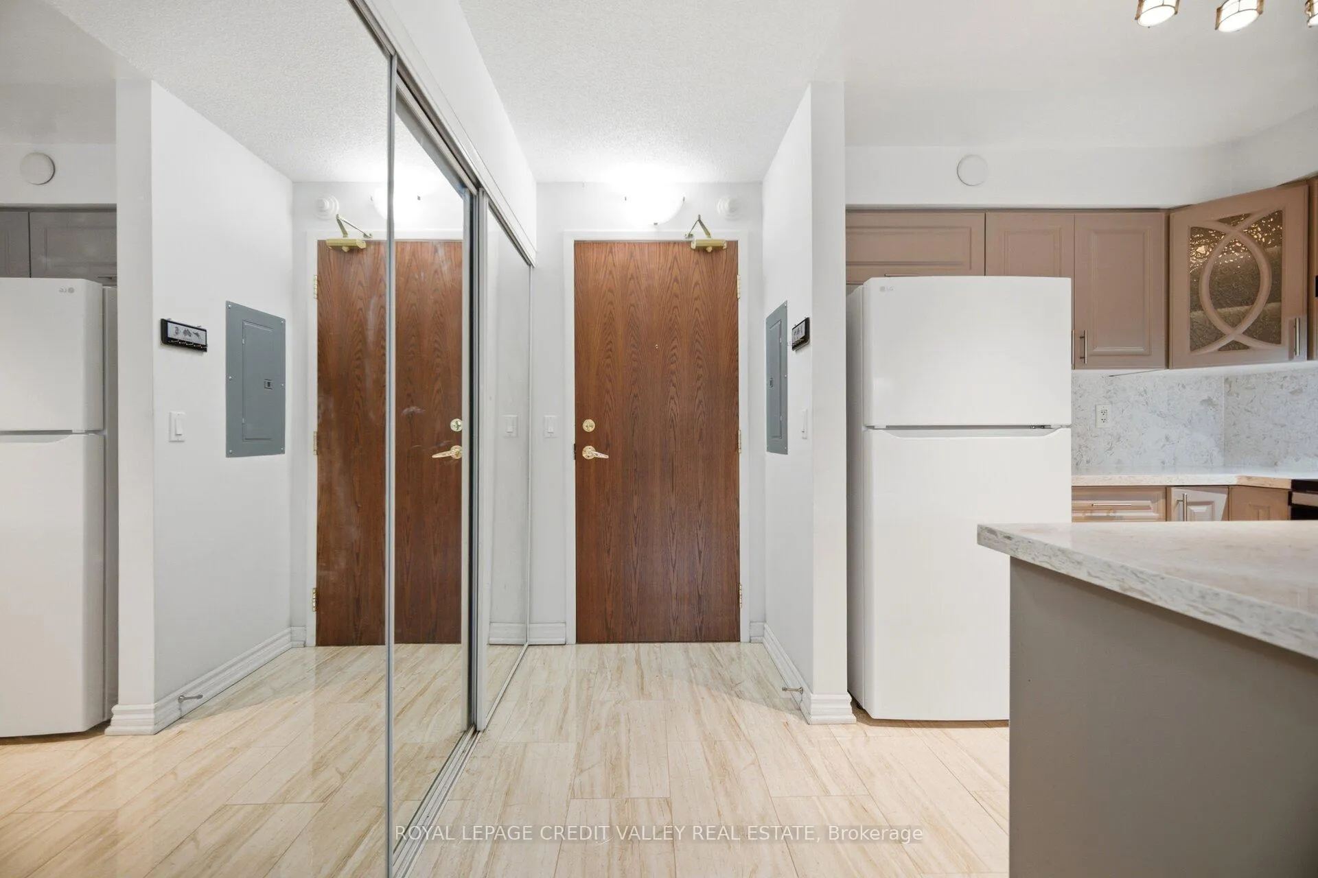 Photo 6 of Unit 108, 25 Via Rosedale, Brampton, Sandringham-Wellington — HOMEH
