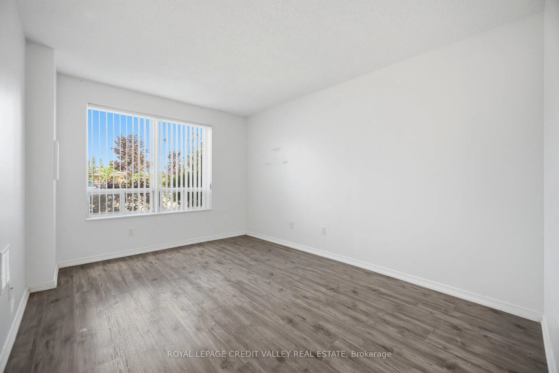 Photo 15 of Unit 108, 25 Via Rosedale, Brampton, Sandringham-Wellington — HOMEH