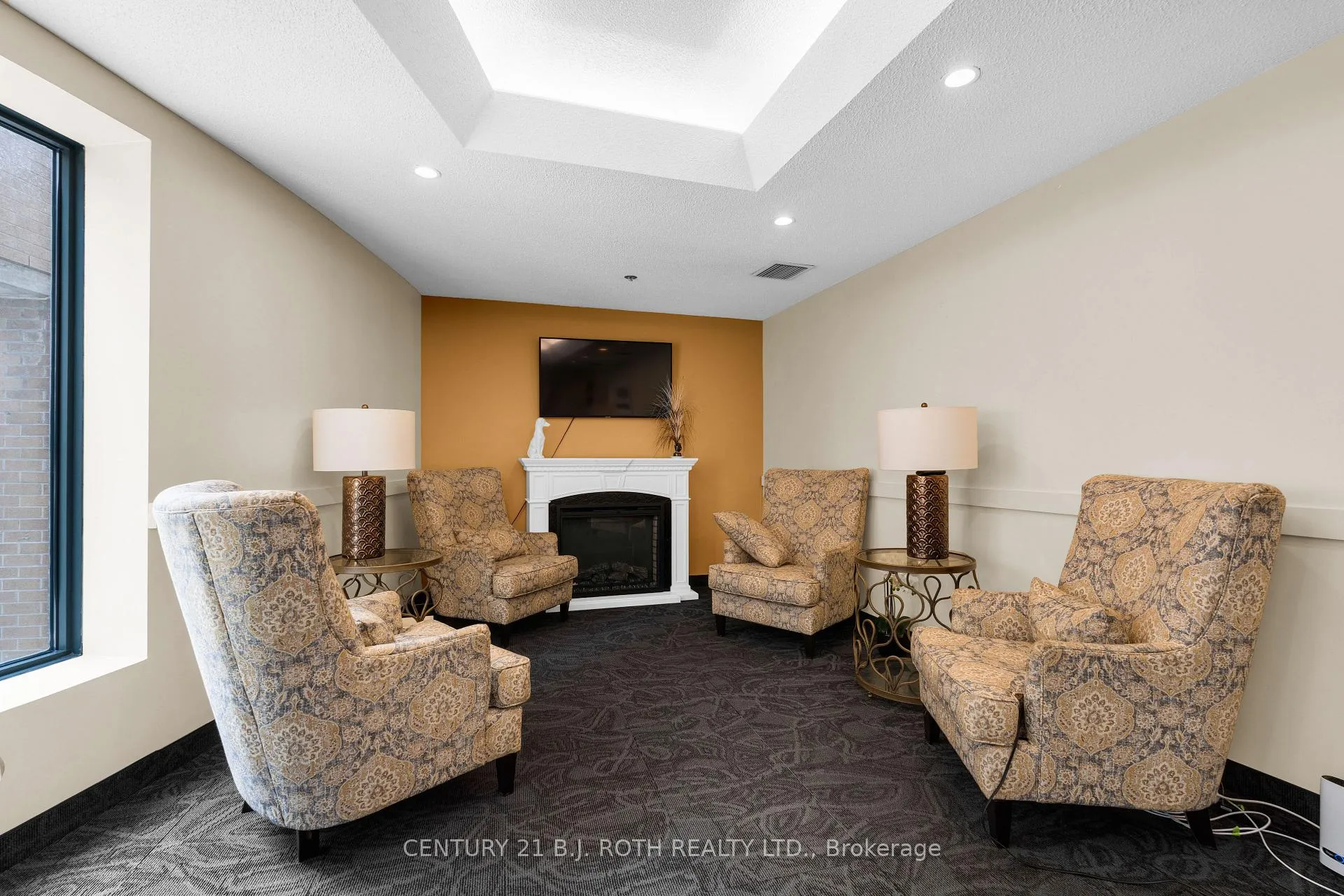 Photo 23 of Unit 807, 150 Dunlop Street E, Barrie, City Centre — HOMEH