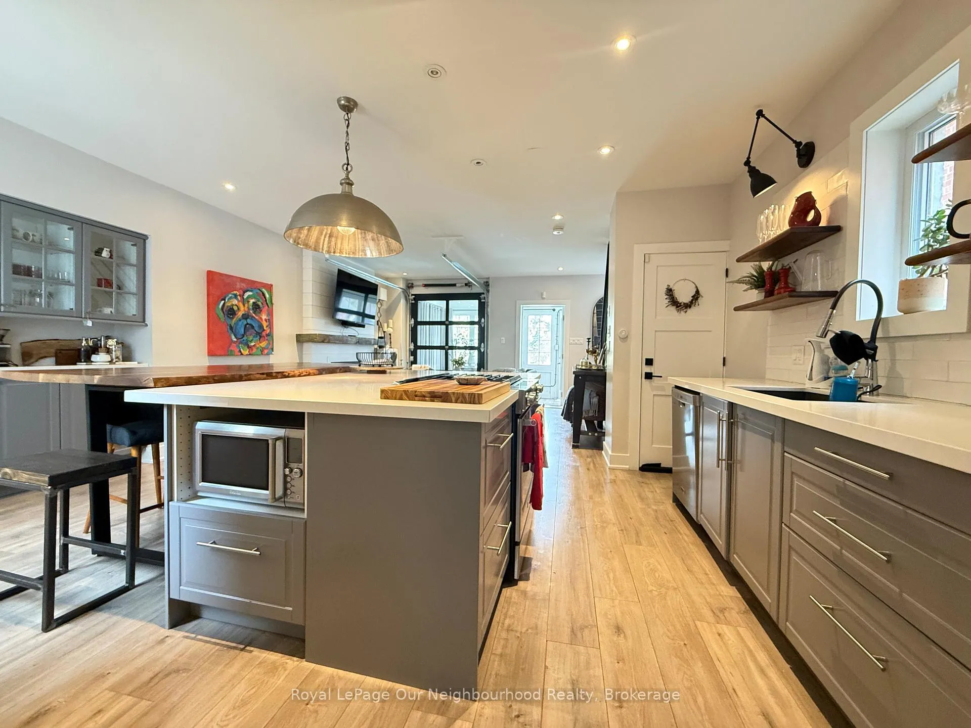 Photo 3 of Unit Upper, 48 Albani Street, Etobicoke, Mimico — HOMEH