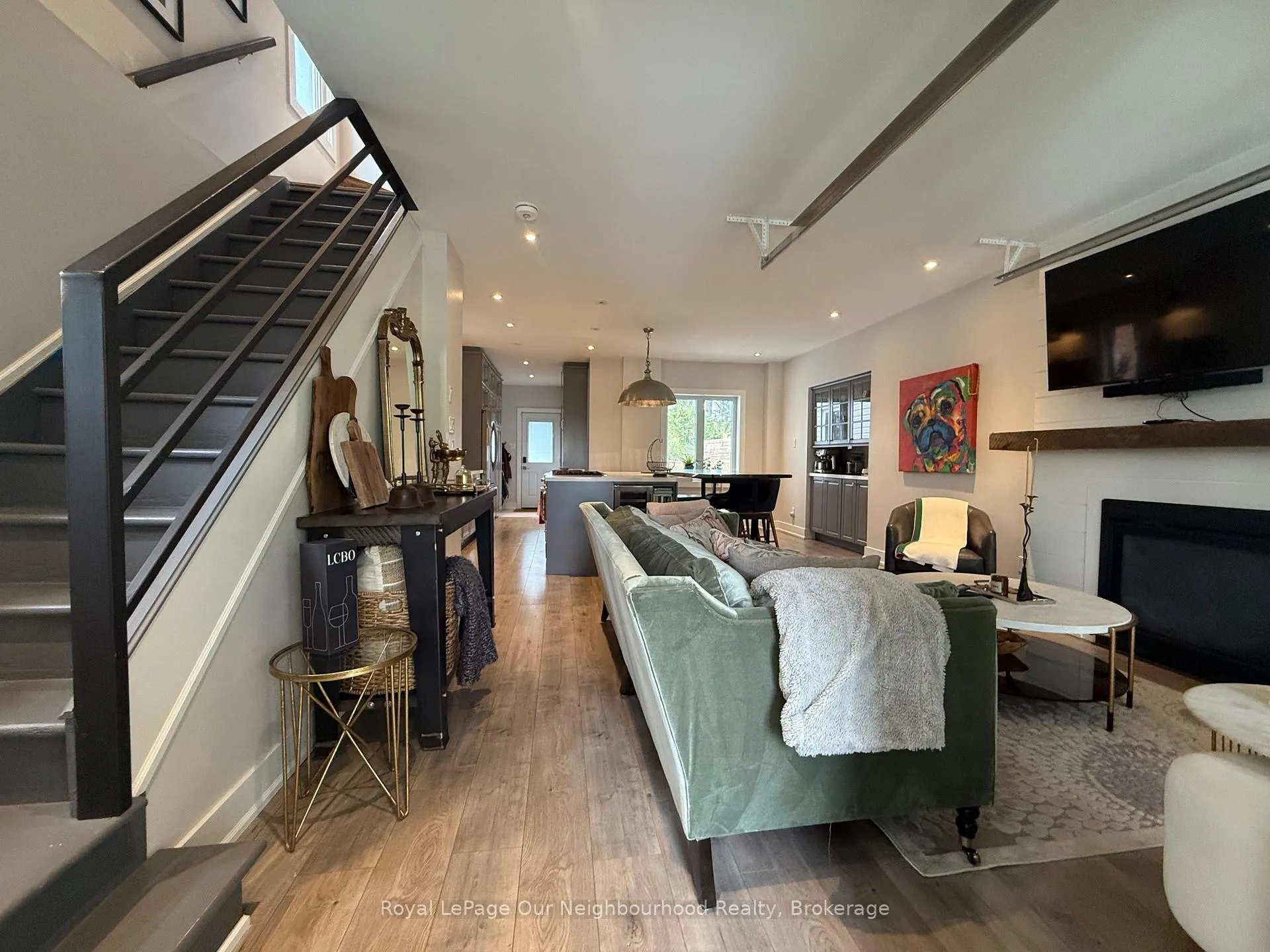 Photo 8 of Unit Upper, 48 Albani Street, Etobicoke, Mimico — HOMEH