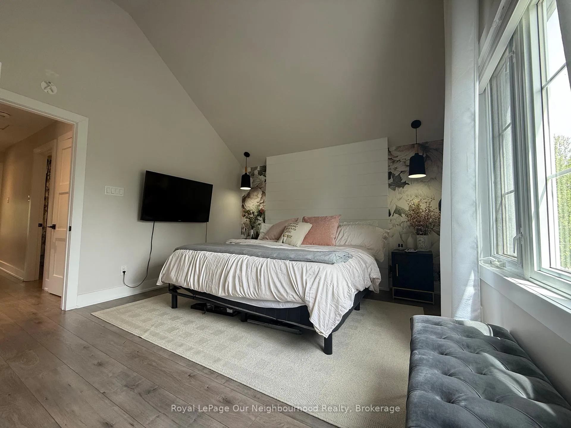 Photo 11 of Unit Upper, 48 Albani Street, Etobicoke, Mimico — HOMEH