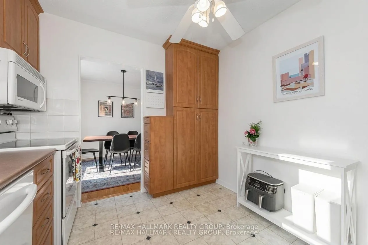 Photo 14 of 20 Mulvagh Avenue, Ottawa, Borden Farm/Stewart Farm/Carleton Heights/Parkwood Hills — HOMEH