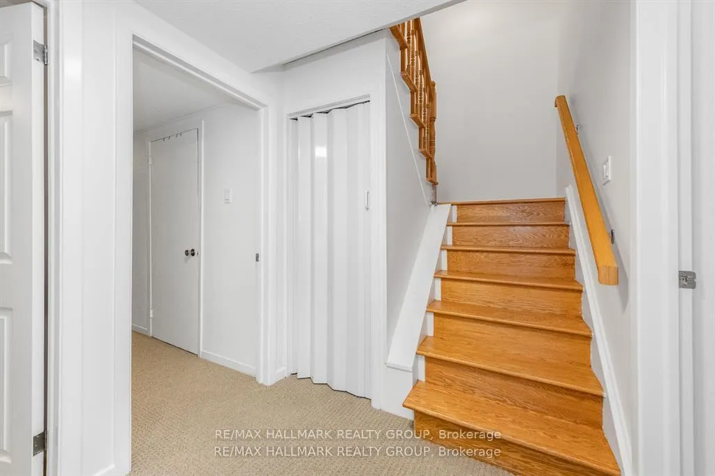Photo 23 of 20 Mulvagh Avenue, Ottawa, Borden Farm/Stewart Farm/Carleton Heights/Parkwood Hills — HOMEH