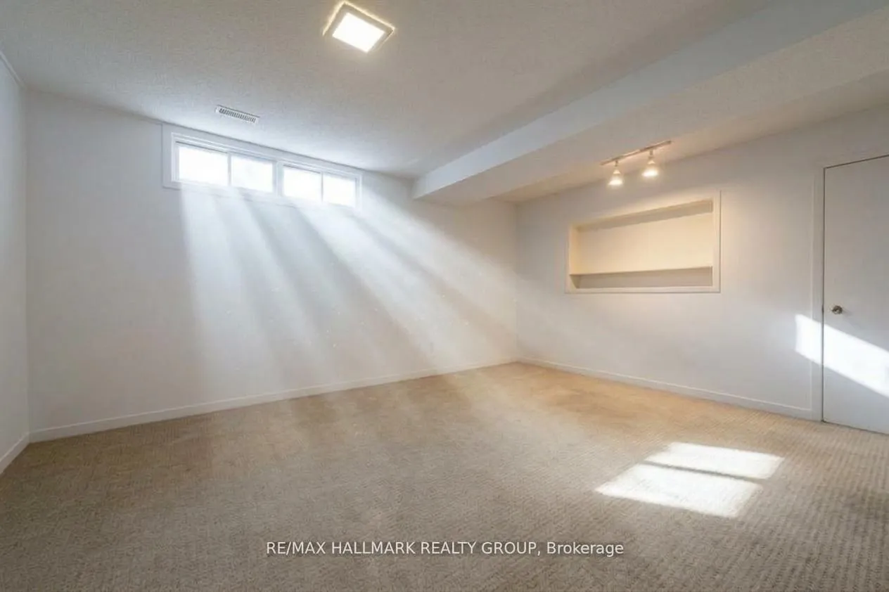 Photo 30 of 20 Mulvagh Avenue, Ottawa, Borden Farm/Stewart Farm/Carleton Heights/Parkwood Hills — HOMEH