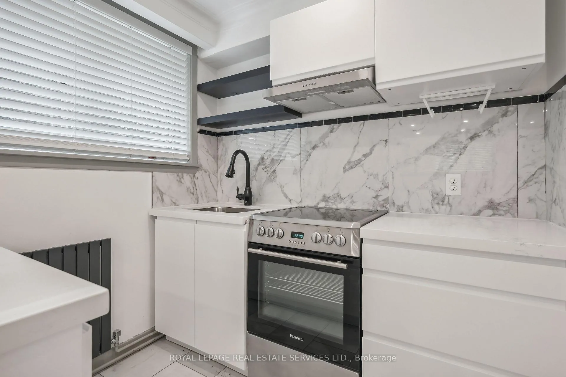 Photo 13 of Unit 6, 18 Thirty Third Street, Etobicoke, Long Branch — HOMEH