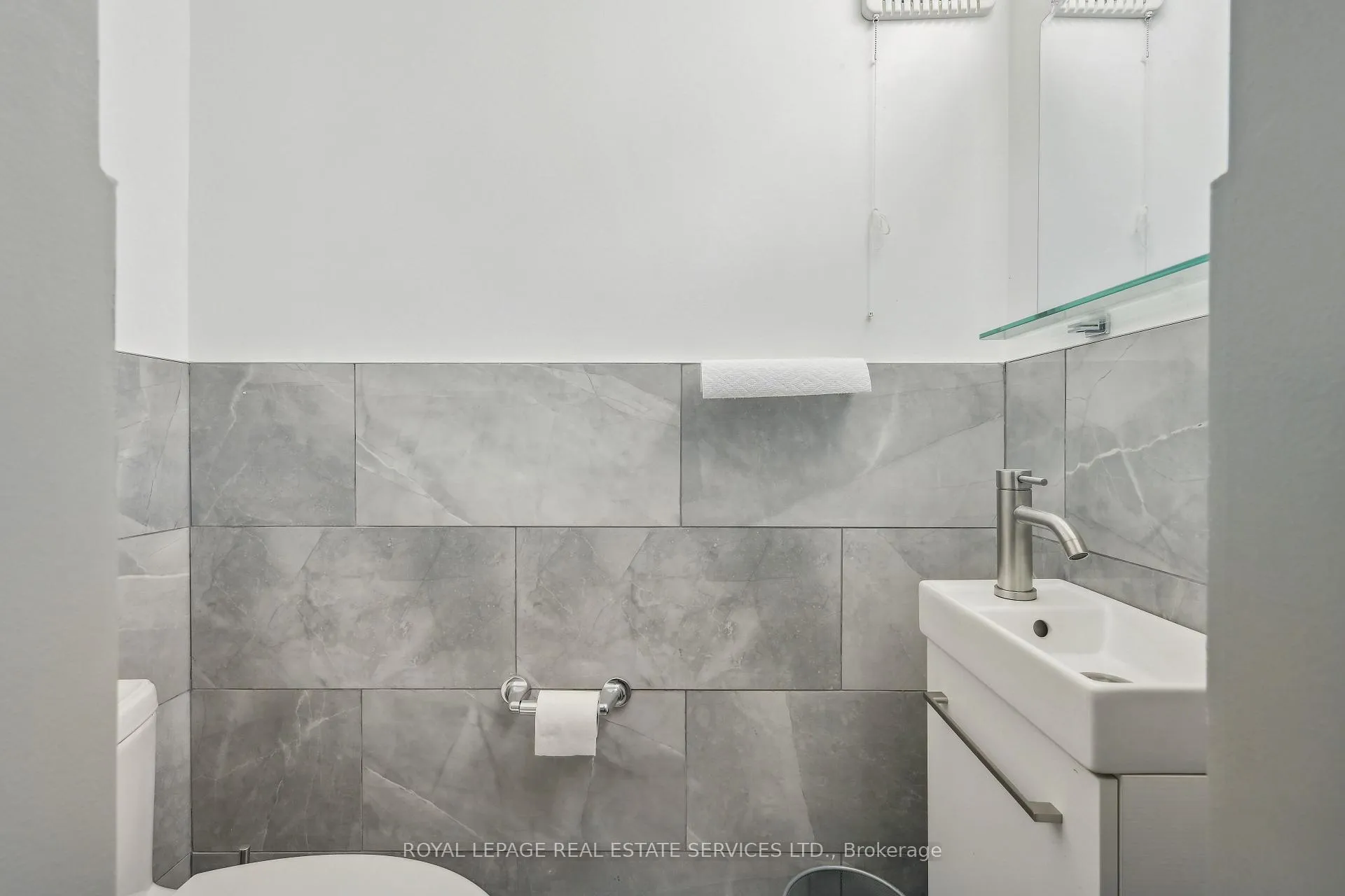 Photo 15 of Unit 6, 18 Thirty Third Street, Etobicoke, Long Branch — HOMEH