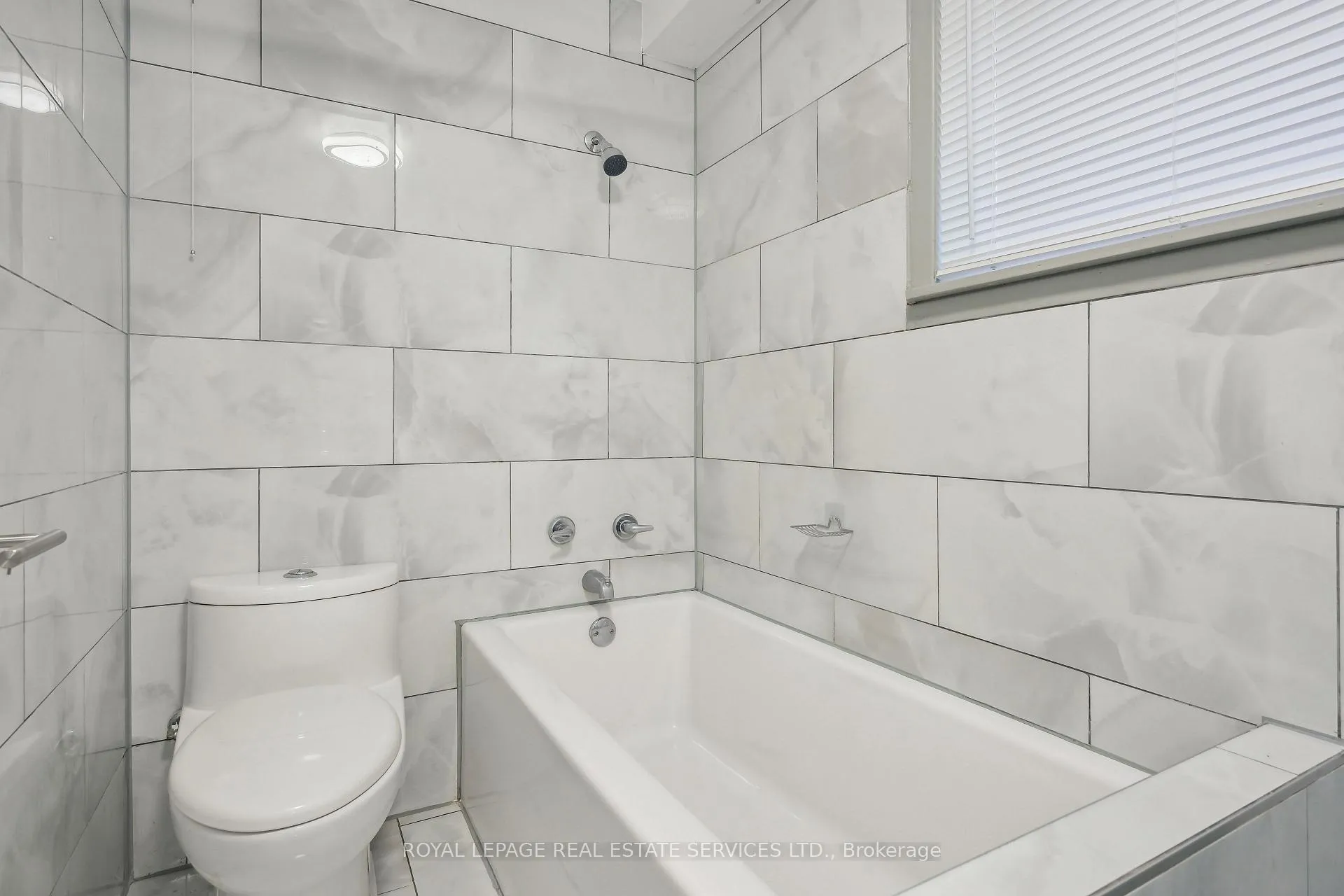 Photo 18 of Unit 6, 18 Thirty Third Street, Etobicoke, Long Branch — HOMEH