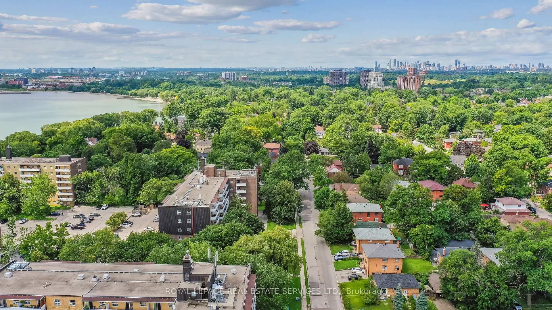 Photo 23 of Unit 6, 18 Thirty Third Street, Etobicoke, Long Branch — HOMEH