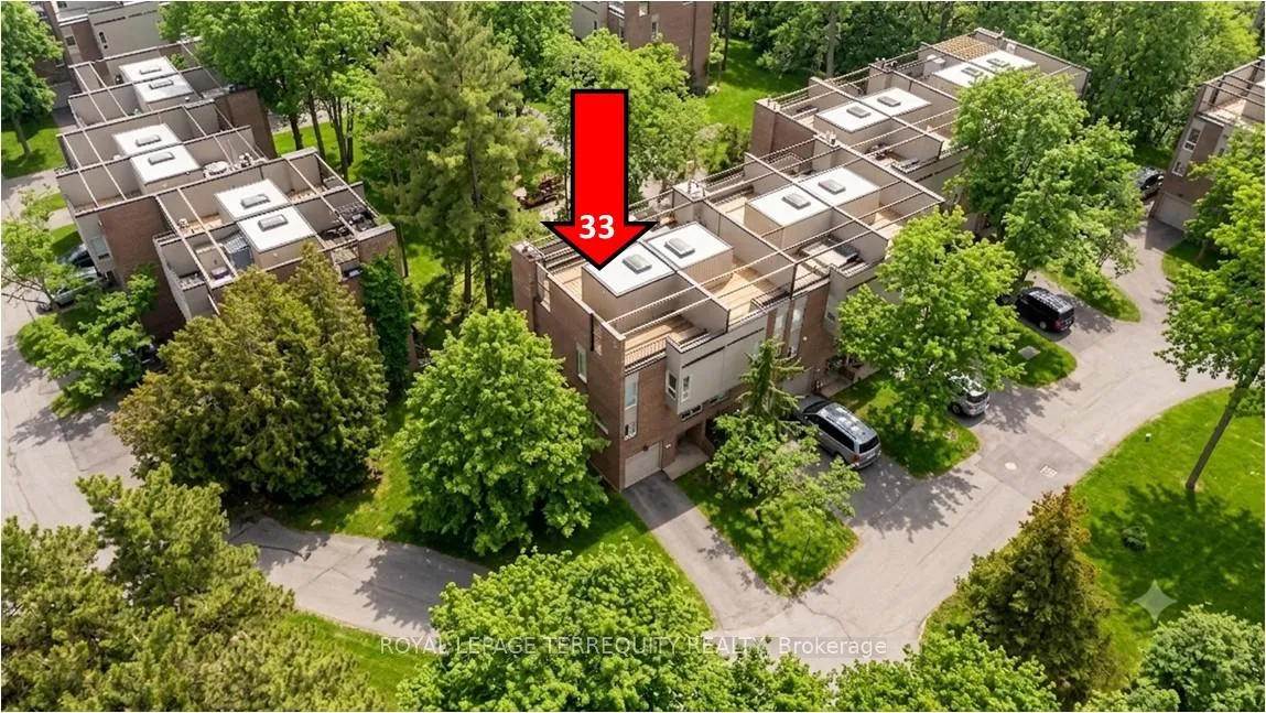 Front of Unit 33, 1250 Marlborough Court