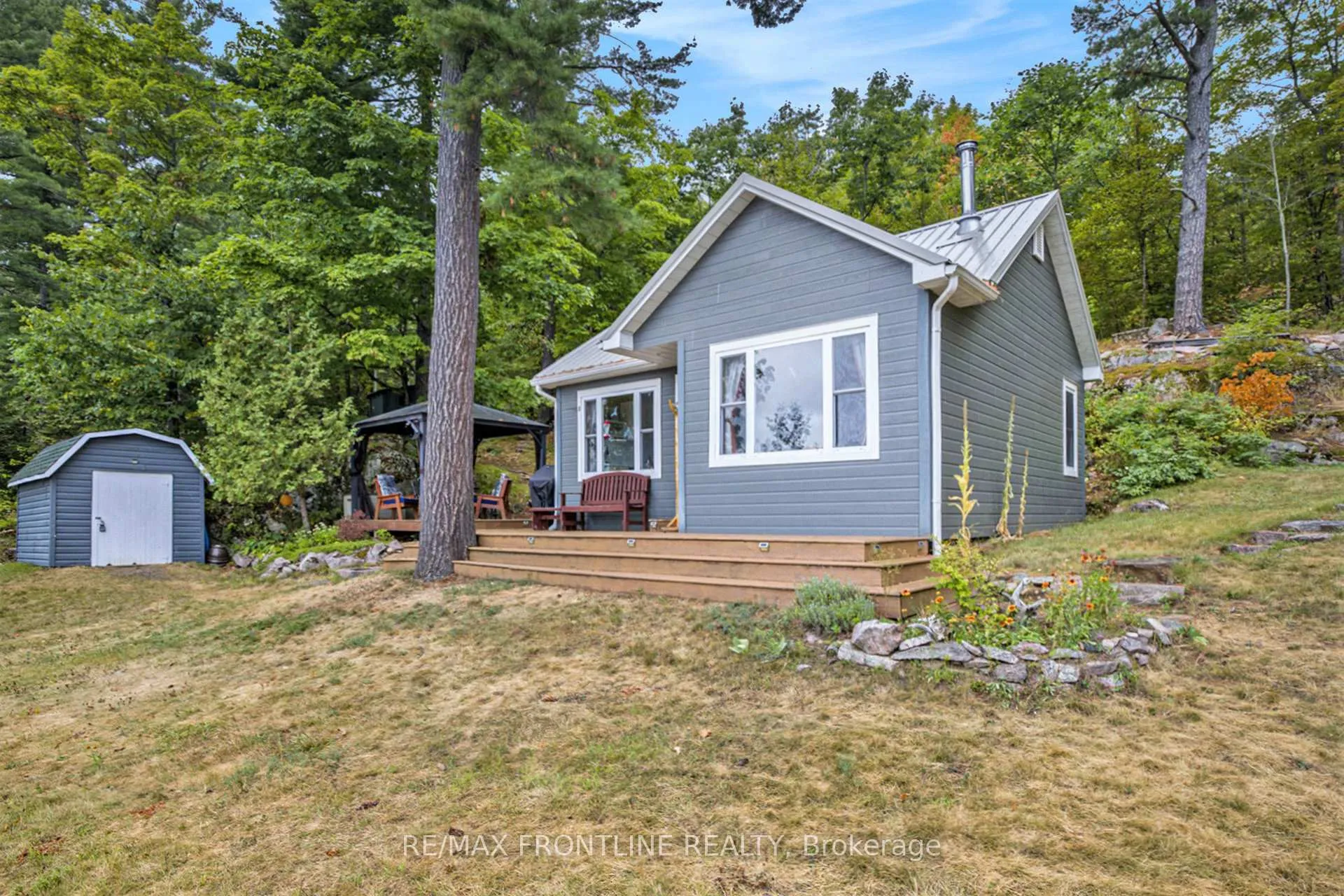 Photo 2 of 1294 Harding Lane, Frontenac, Frontenac Centre — HOMEH