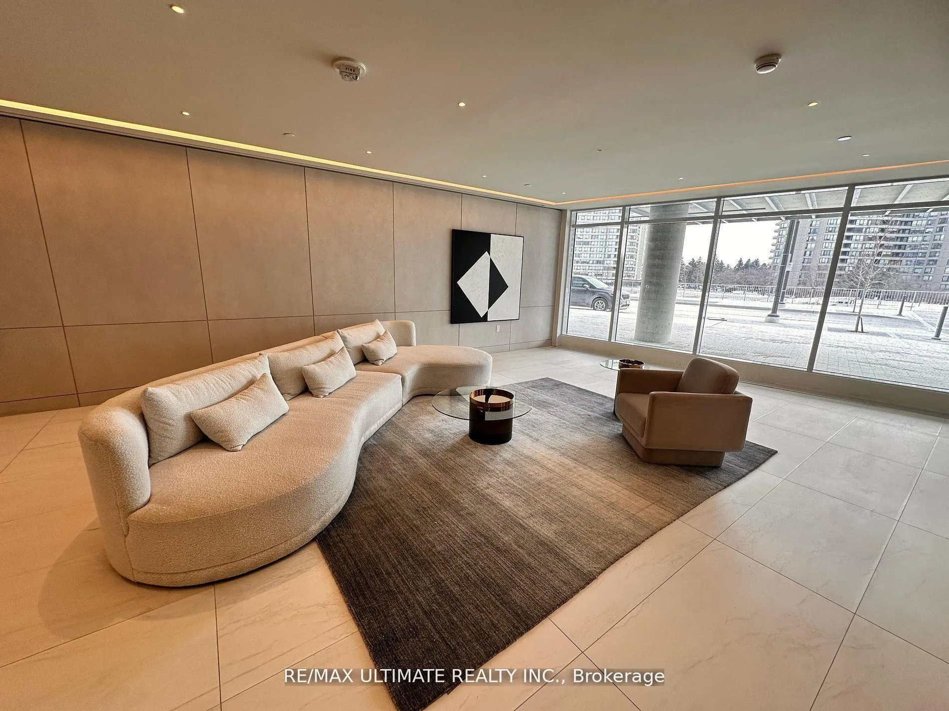 Photo 3 of Unit 1701A, 30 Upper Mall Way, Vaughan, Brownridge — HOMEH