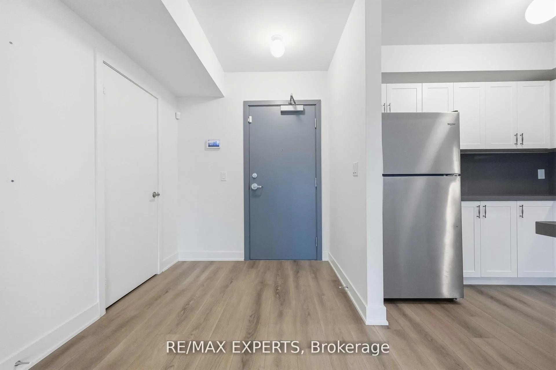 Photo 9 of Unit 311, 110 Grew Boulevard, Georgina, Sutton & Jackson's Point — HOMEH