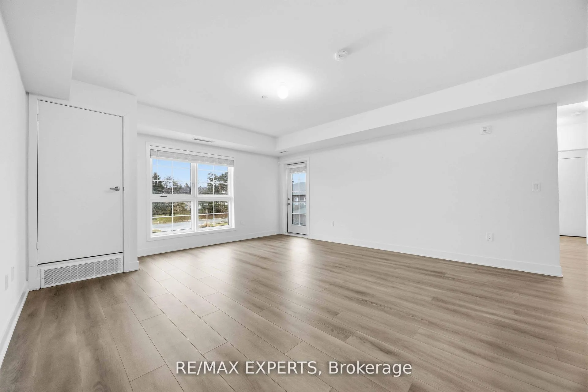 Photo 25 of Unit 311, 110 Grew Boulevard, Georgina, Sutton & Jackson's Point — HOMEH