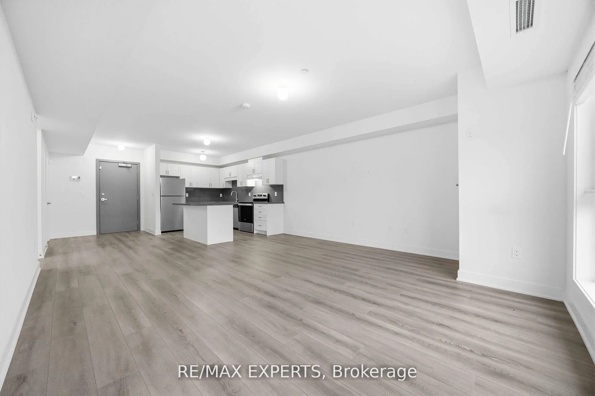 Photo 28 of Unit 311, 110 Grew Boulevard, Georgina, Sutton & Jackson's Point — HOMEH
