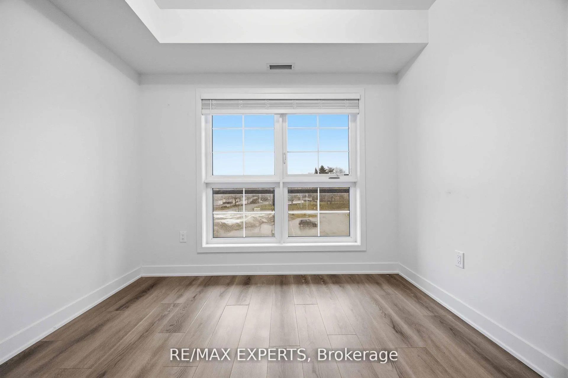 Photo 34 of Unit 311, 110 Grew Boulevard, Georgina, Sutton & Jackson's Point — HOMEH