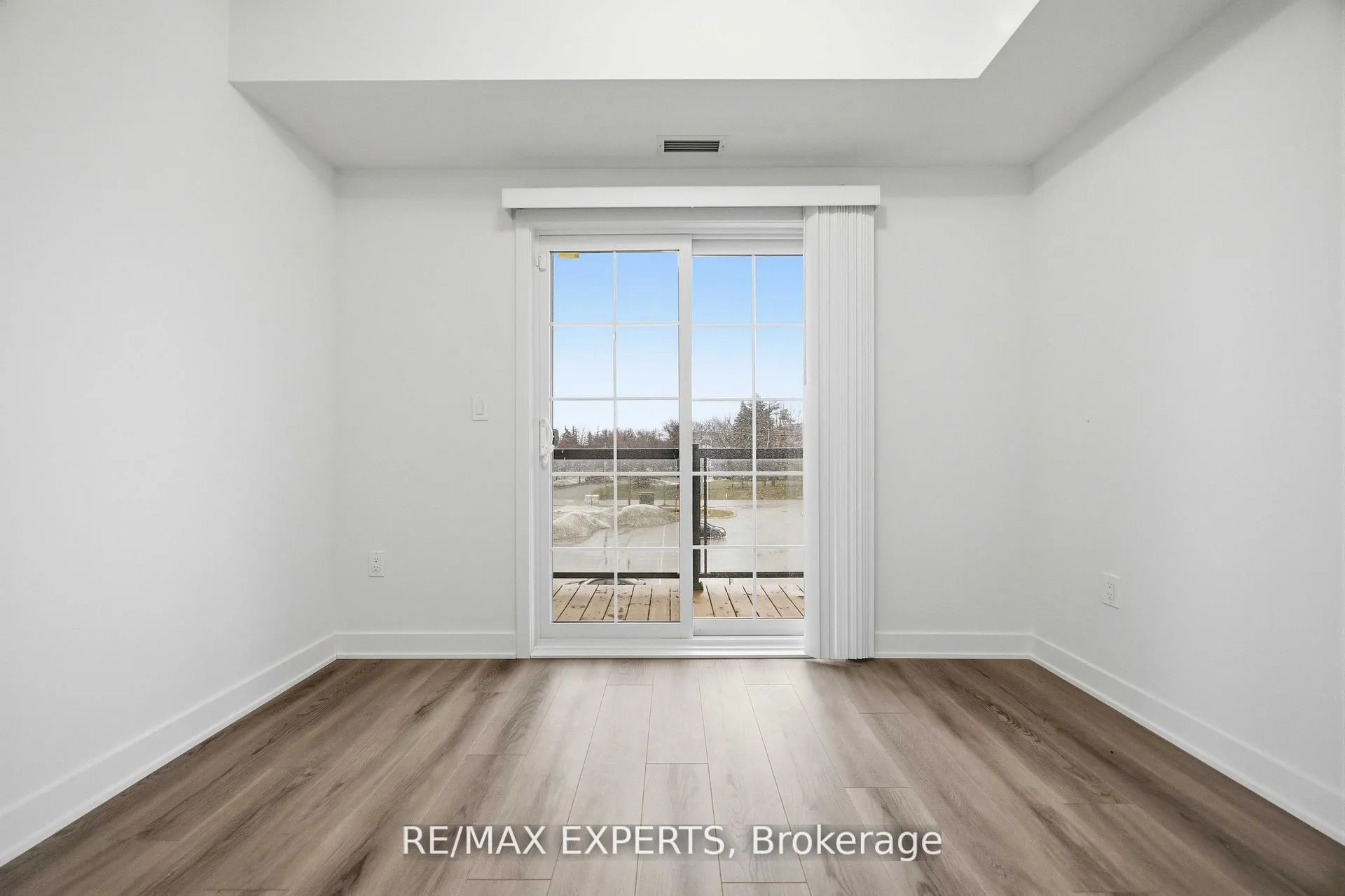 Photo 40 of Unit 311, 110 Grew Boulevard, Georgina, Sutton & Jackson's Point — HOMEH