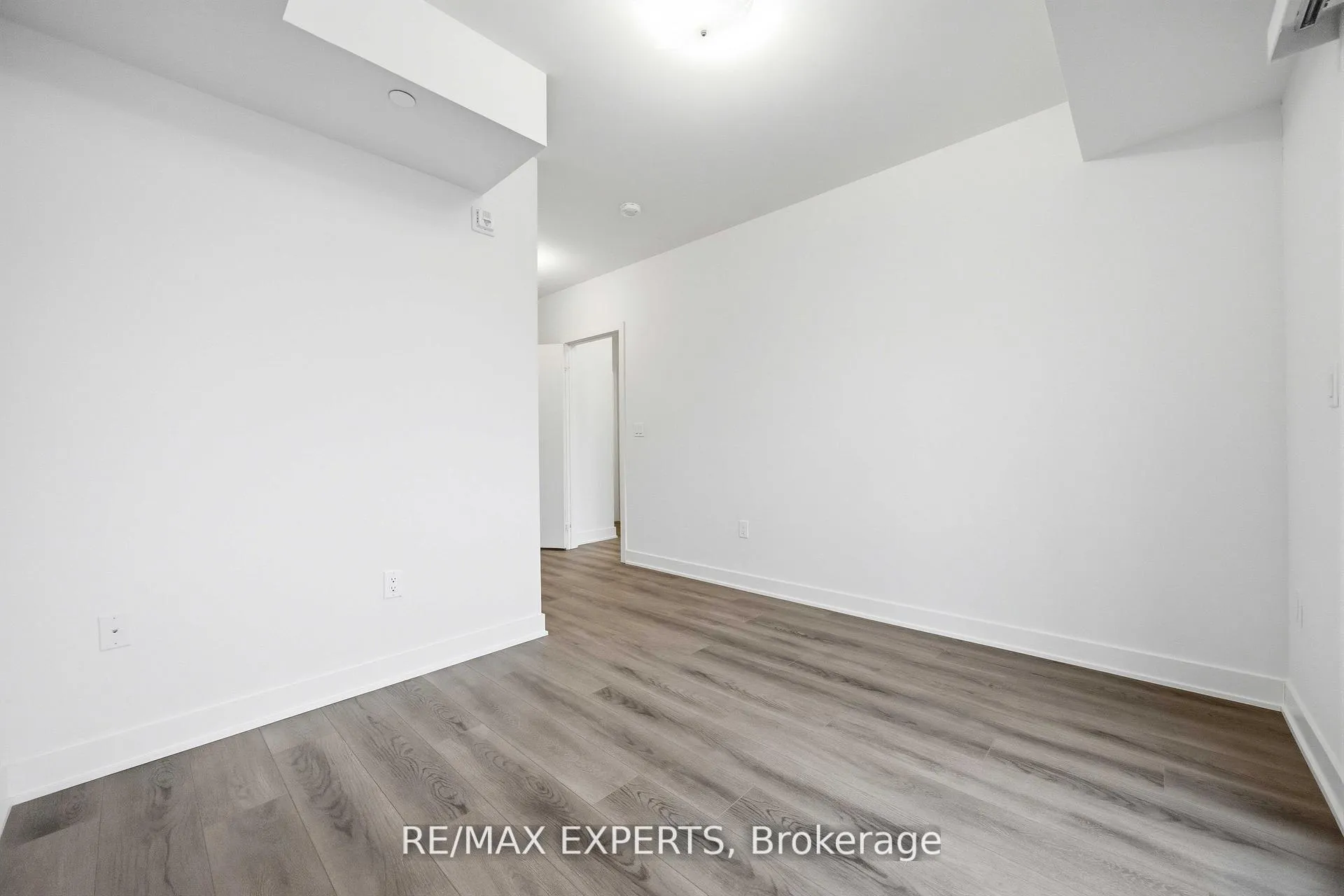 Photo 41 of Unit 311, 110 Grew Boulevard, Georgina, Sutton & Jackson's Point — HOMEH
