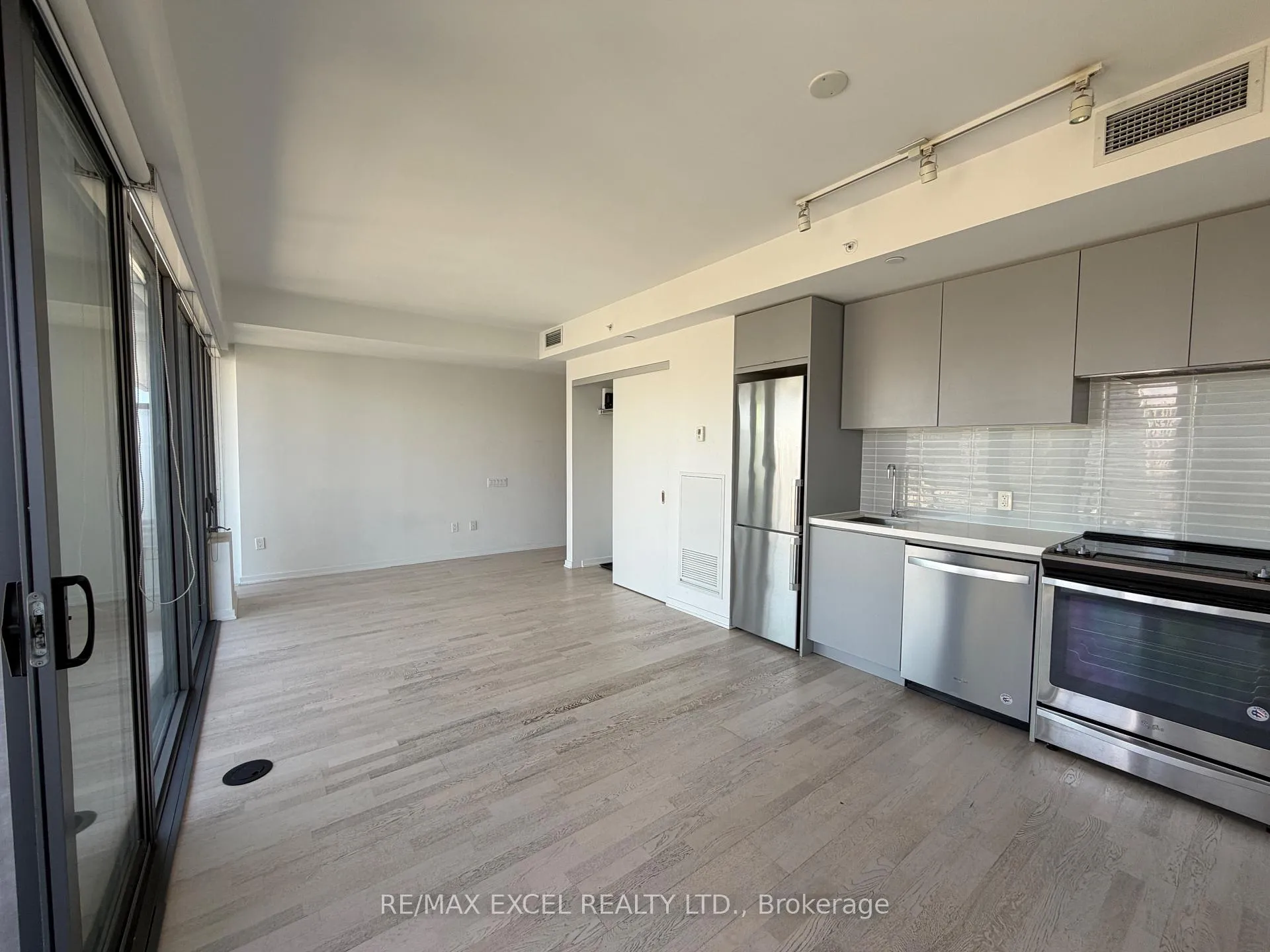 Photo 5 of Unit 1901, 60 Colborne Street, Toronto, Church-Yonge Corridor — HOMEH