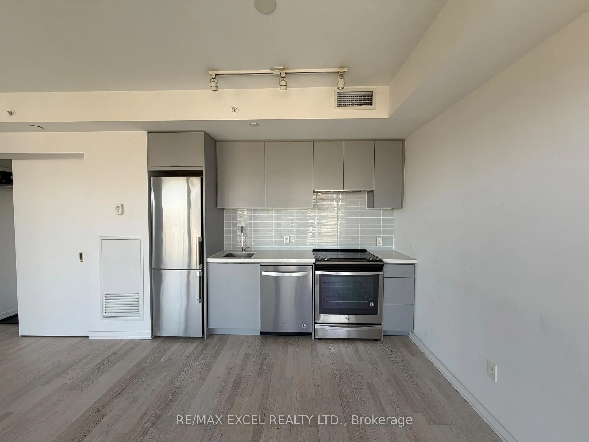 Photo 6 of Unit 1901, 60 Colborne Street, Toronto, Church-Yonge Corridor — HOMEH