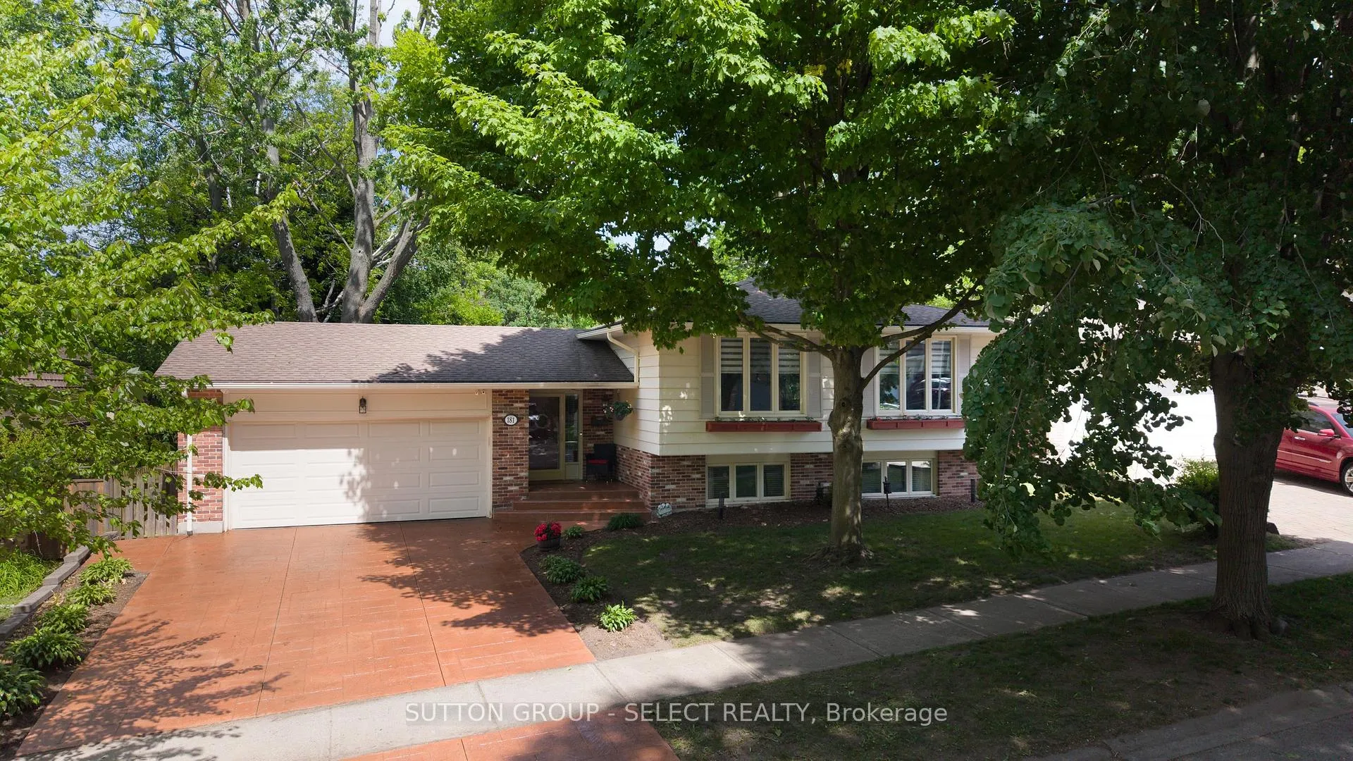 Photo 3 of 181 Dearborn Avenue, London, South K — HOMEH