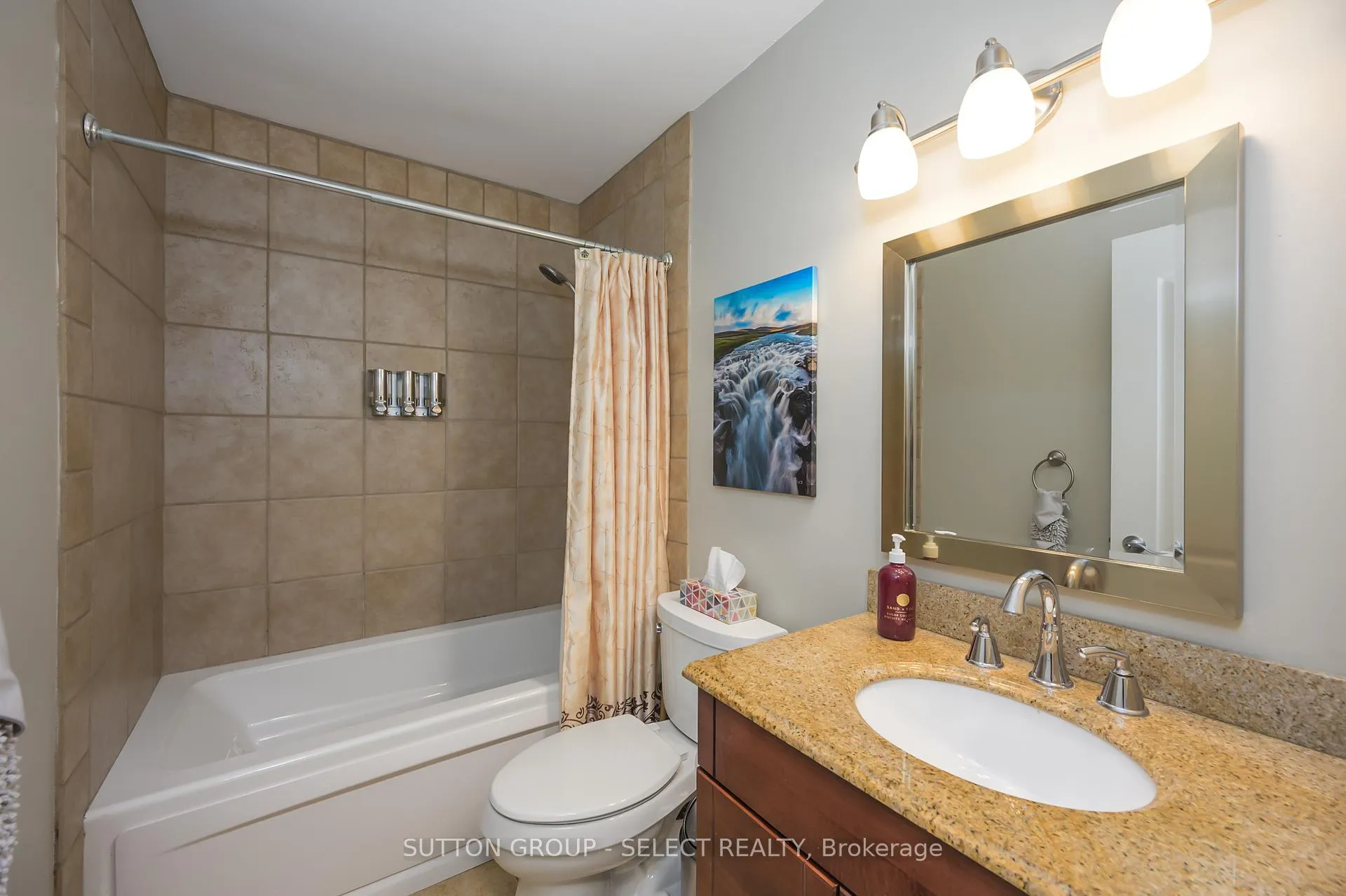 Photo 33 of 181 Dearborn Avenue, London, South K — HOMEH