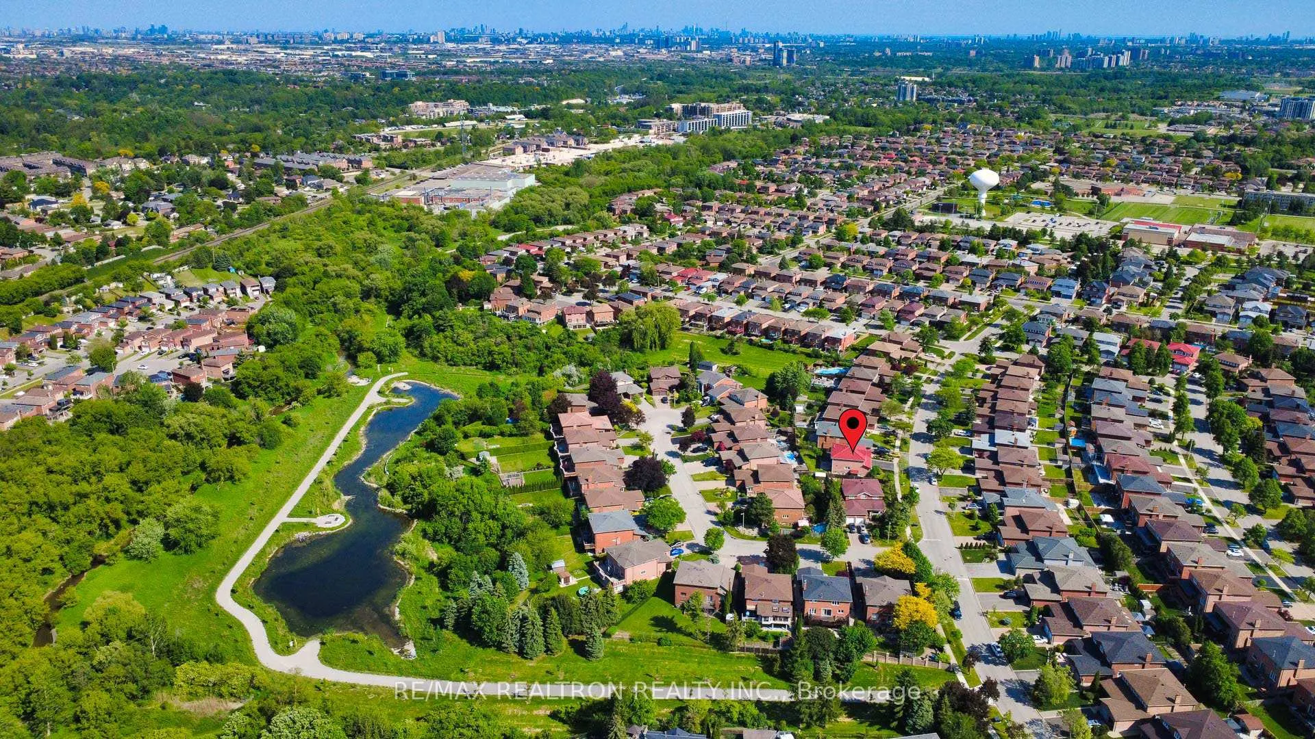 Photo 50 of 73 Saddle Tree Crescent, Vaughan, West Woodbridge — HOMEH