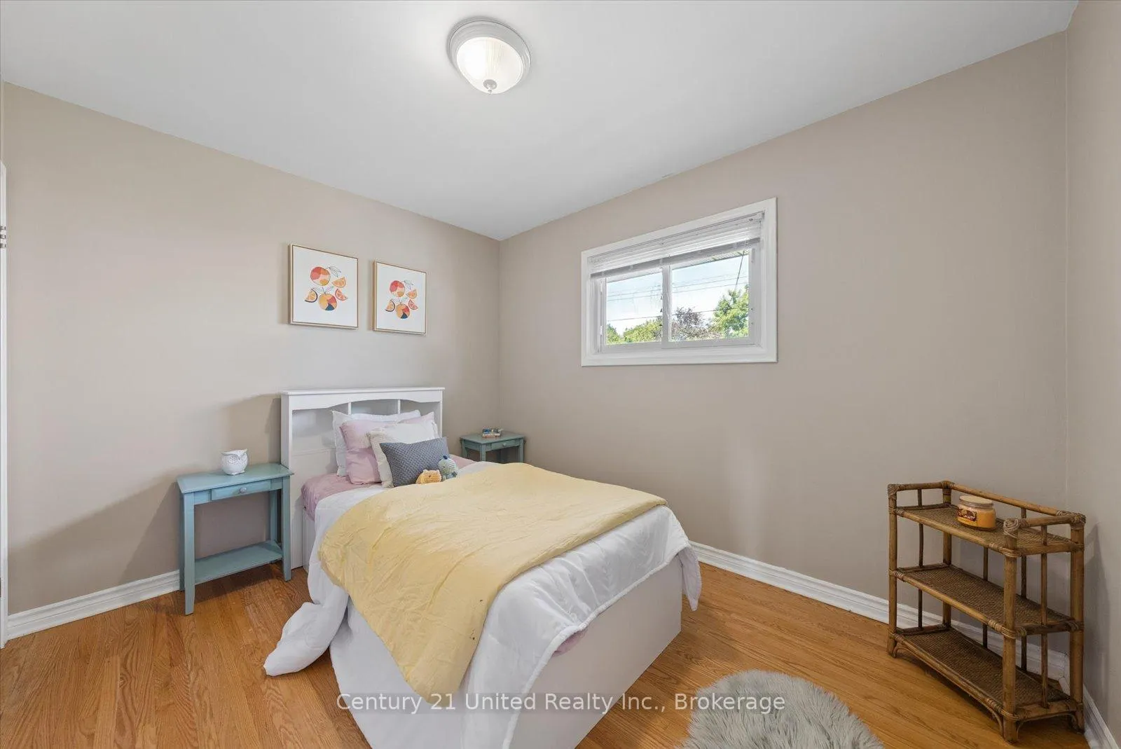 Photo 25 of 534 Robert Road, Peterborough, Otonabee Ward 1 — HOMEH
