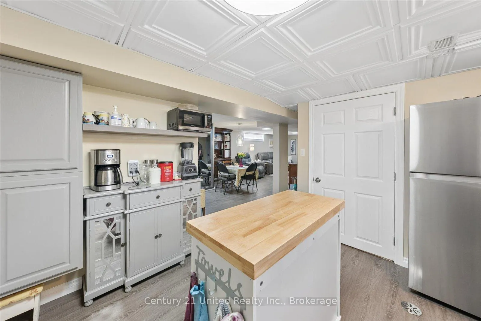Photo 37 of 534 Robert Road, Peterborough, Otonabee Ward 1 — HOMEH