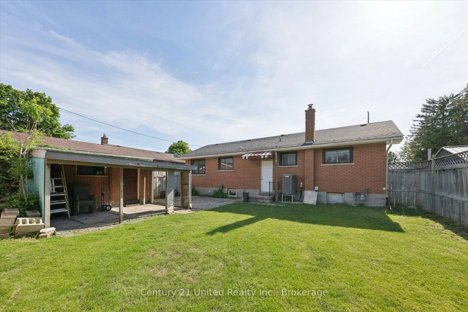 Photo 44 of 534 Robert Road, Peterborough, Otonabee Ward 1 — HOMEH