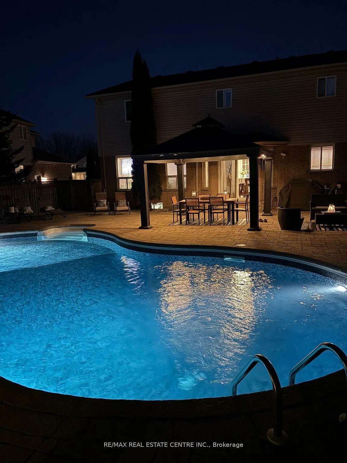 Photo 47 of 11 Chapman Road, Orangeville — HOMEH