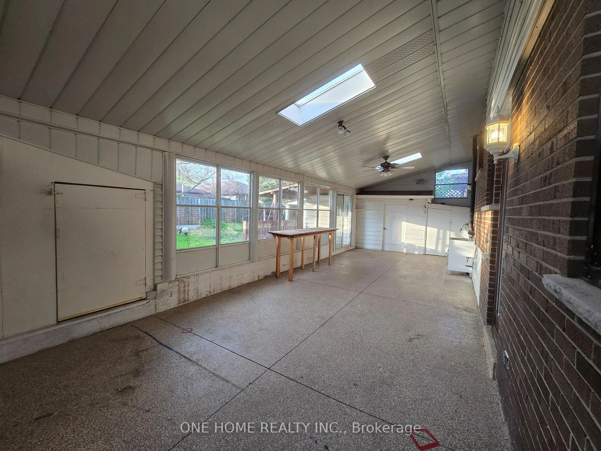 Photo 21 of 223 Elmwood Road, Oakville, Central — HOMEH