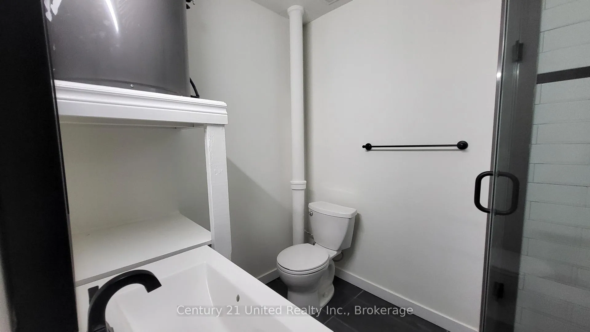 Photo 6 of Unit 1, 172.5 Hunter Street W, Peterborough, Town Ward 3 — HOMEH