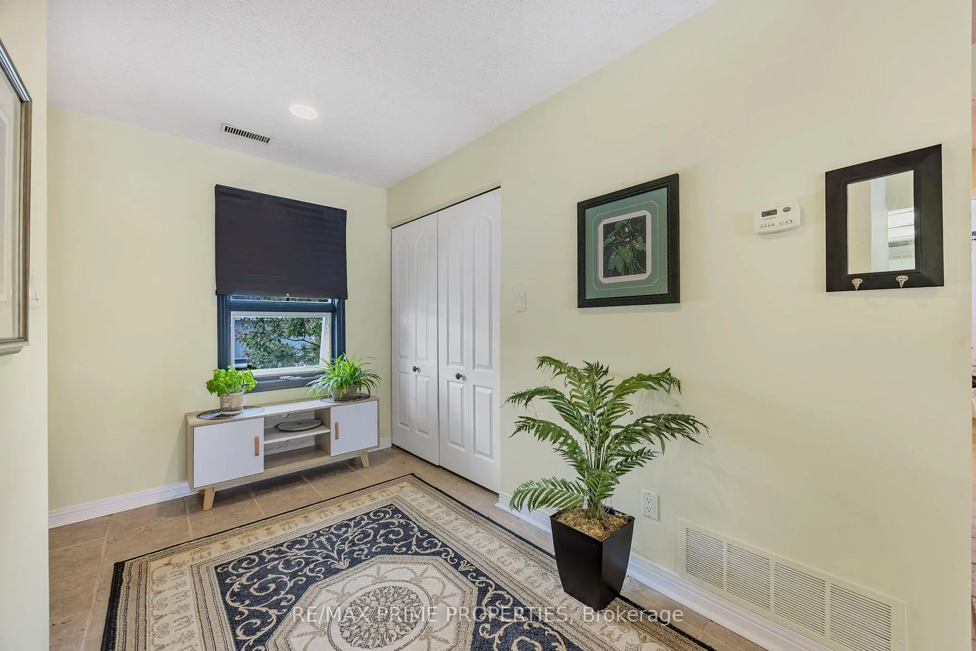 Photo 2 of Unit 201, 585 Atherley Road, Orillia — HOMEH