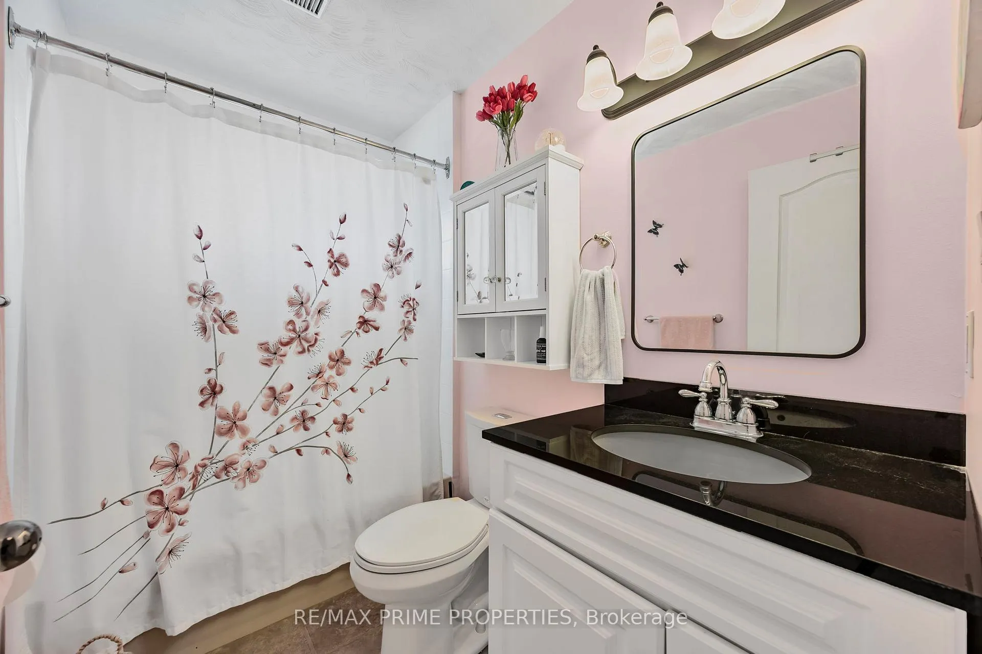 Photo 14 of Unit 201, 585 Atherley Road, Orillia — HOMEH