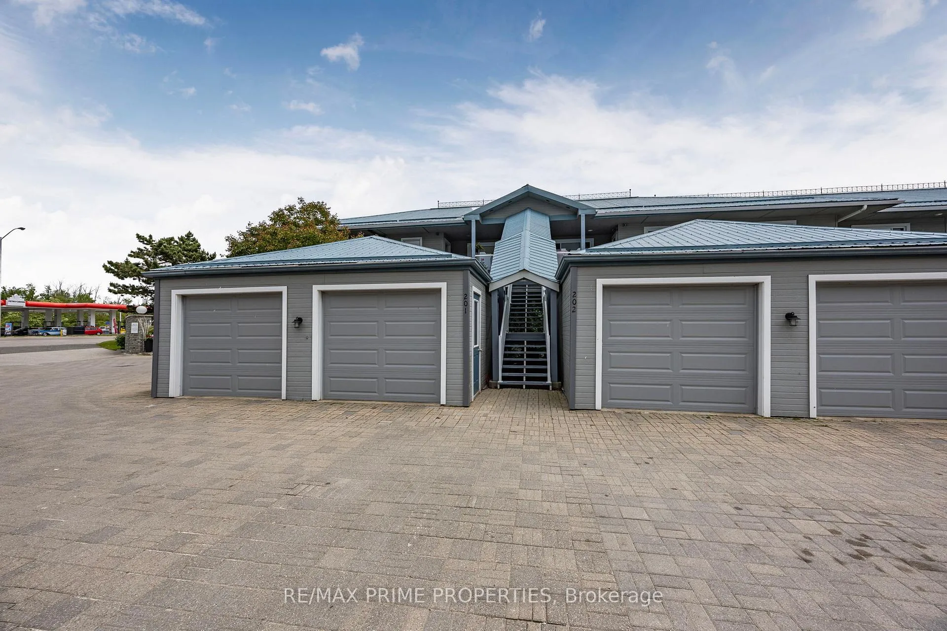 Photo 23 of Unit 201, 585 Atherley Road, Orillia — HOMEH