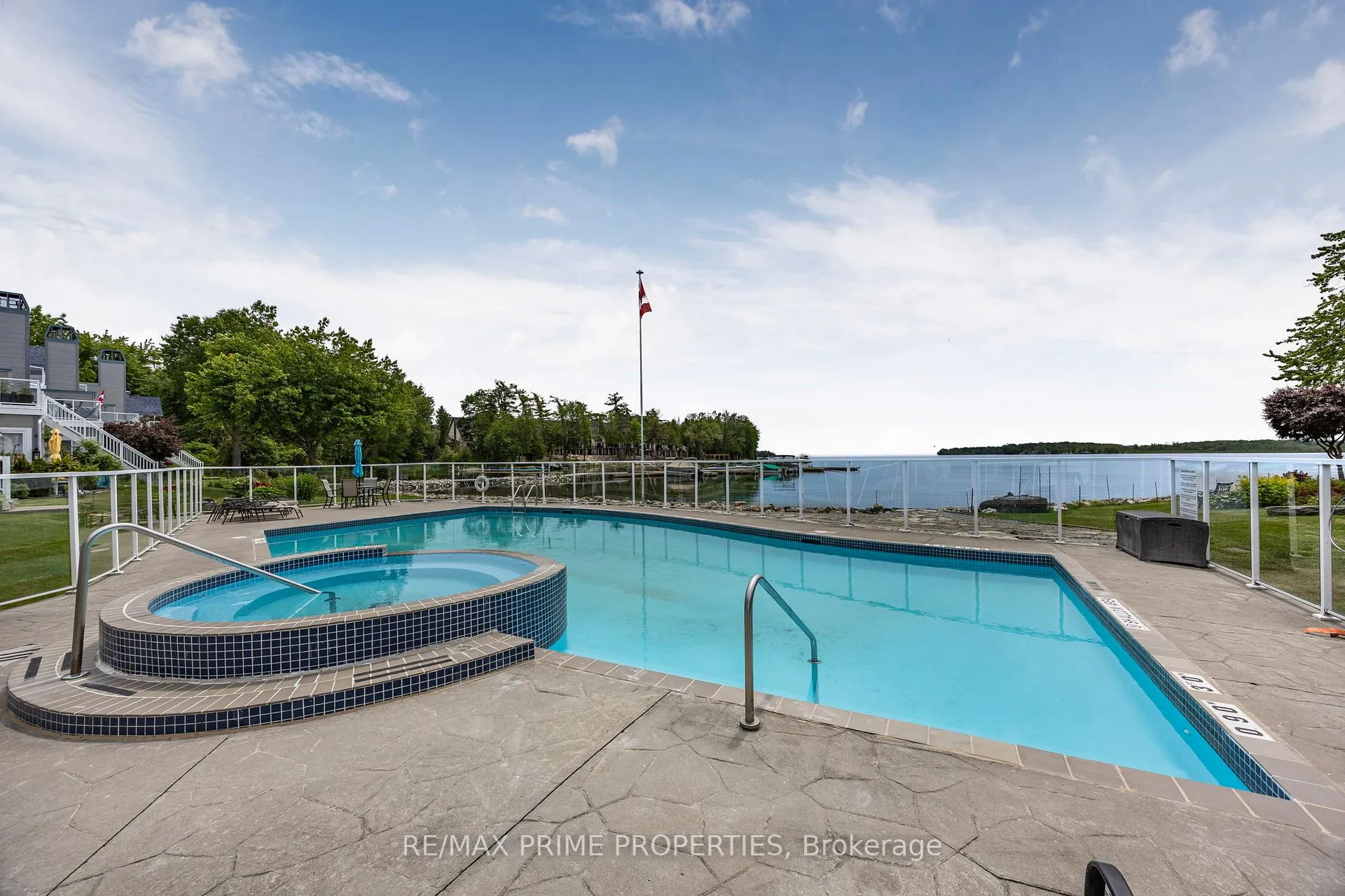 Photo 24 of Unit 201, 585 Atherley Road, Orillia — HOMEH