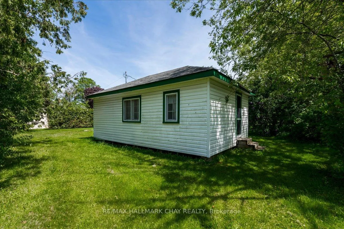 Photo 11 of 1056 Ewart Street, Innisfil, Rural Innisfil — HOMEH