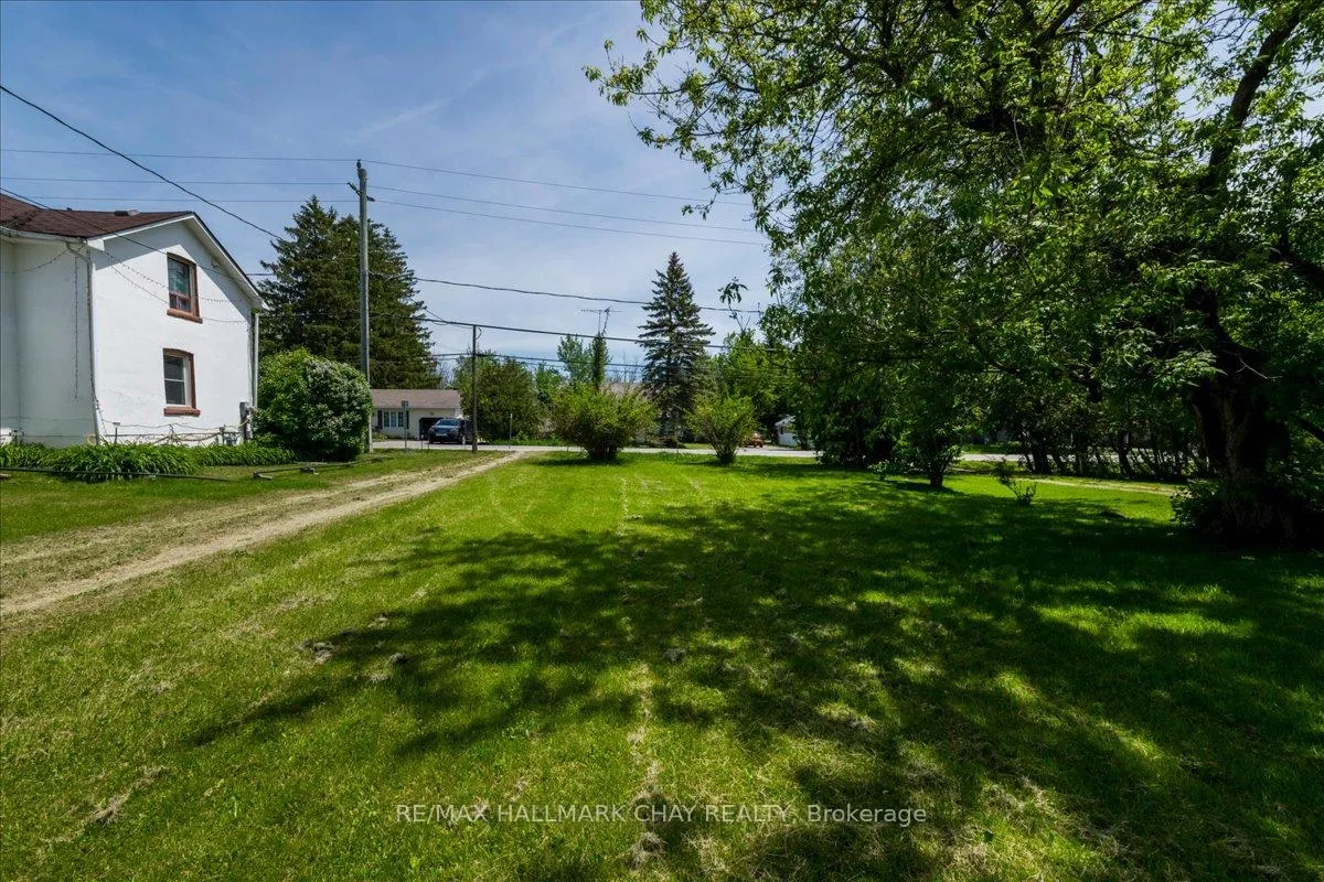 Photo 14 of 1056 Ewart Street, Innisfil, Rural Innisfil — HOMEH