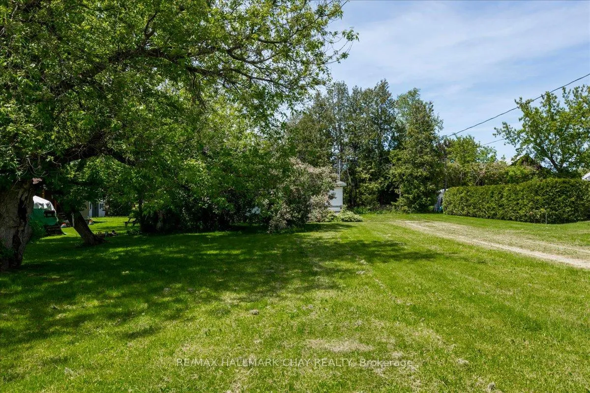 Photo 15 of 1056 Ewart Street, Innisfil, Rural Innisfil — HOMEH